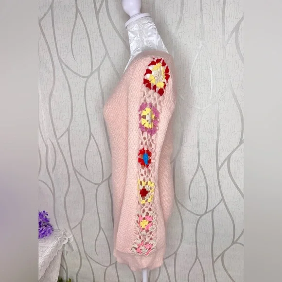 🎀🌷 Retro Style Pink Flare Bell Sleeve Crochet Floral Embroidery Sweater Dress 🌷🎀 - Picture 11 of 15